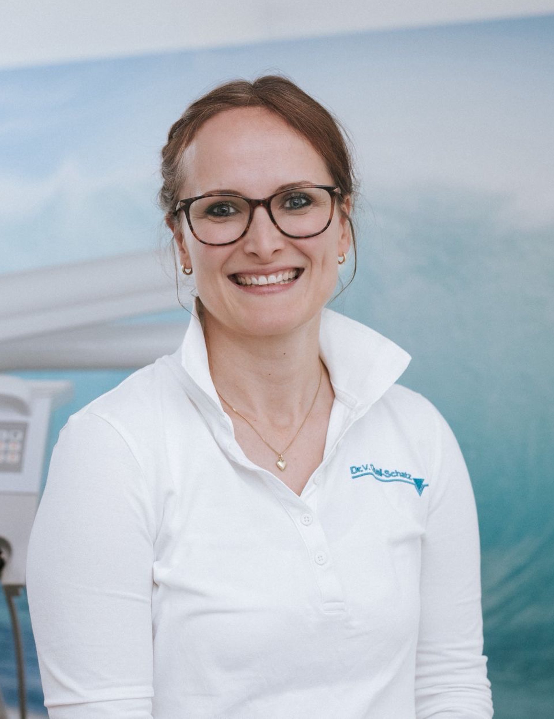 Dr. Vanessa Quell-Schatz